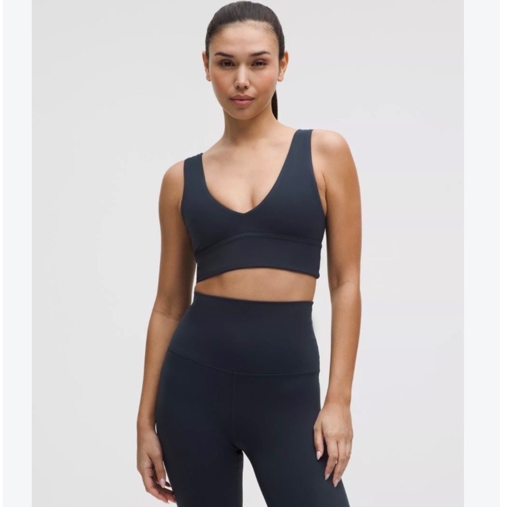 Lululemon Align V-Neck Bra A/B Cup Black Nulu Yoga Sports Bra Size 14 LW2DPOS